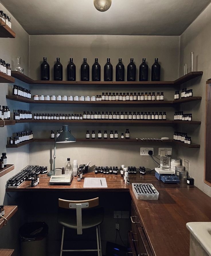 Fragrance laboratory